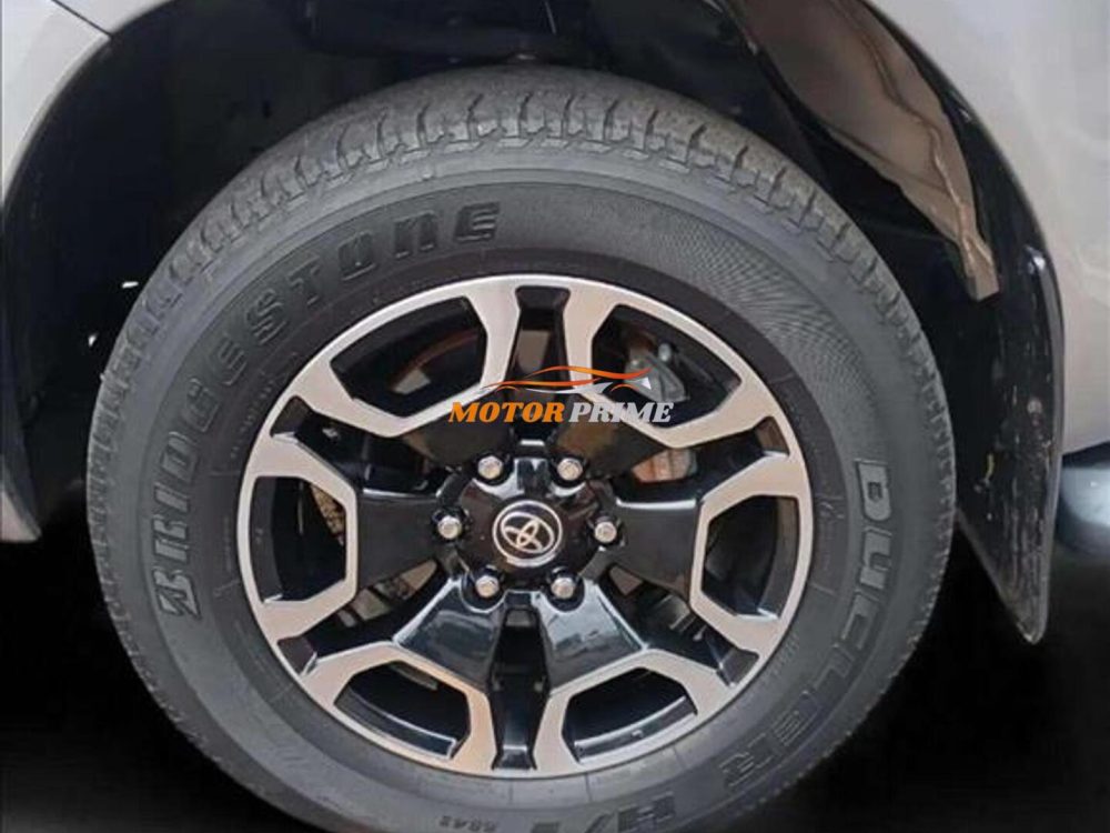 toyota-hilux-2.8-d4d-turbo-diesel-cd-grs-4x4-automatico-wmimagem14525295110