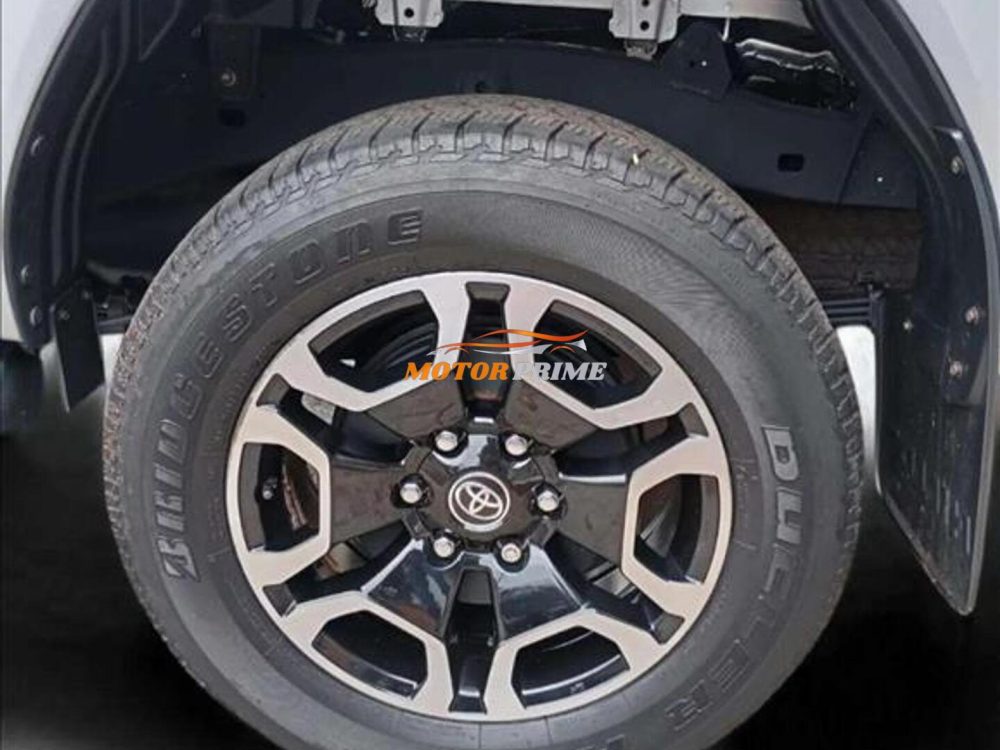 toyota-hilux-2.8-d4d-turbo-diesel-cd-grs-4x4-automatico-wmimagem14525420916